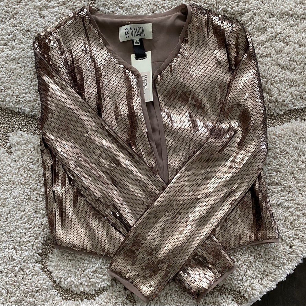 gold sequin blazer
